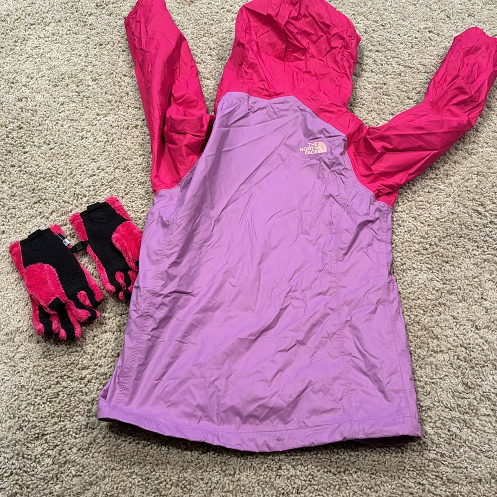 North Face jacket - Picture 3 of 6